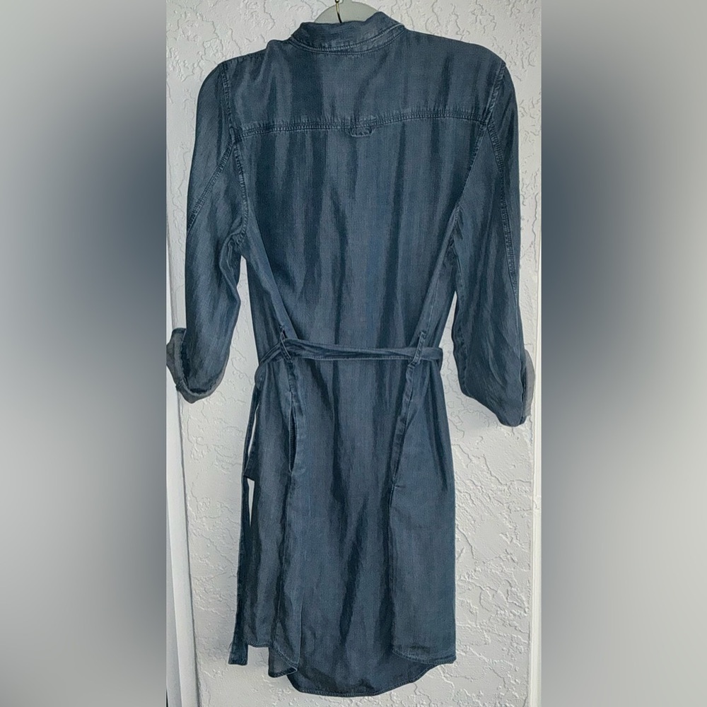 Velvet Heart Blue Denim Shirt Dress with Tie (NWOT) - Picture 4 of 7